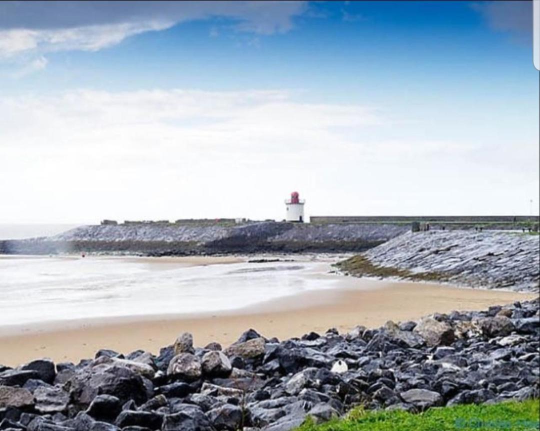 Harbour Loft! Newly Refurbished 3 Bed Flat! Lejlighed Burry Port Eksteriør billede